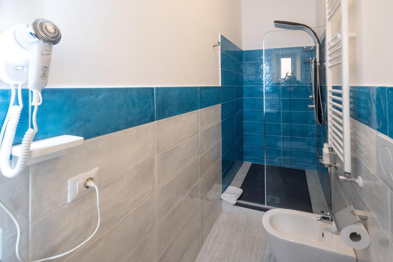 רומא Room With Independent Entrance - Termini/Aquarium מראה חיצוני תמונה
